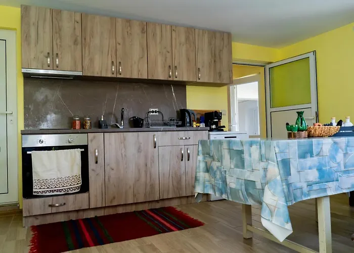 къща лиляна Casa vacanze Resilovo